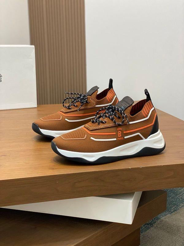 Sport wear shoes