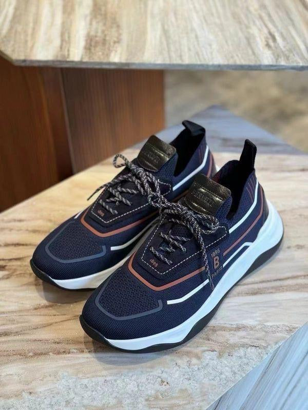 Sport wear shoes
