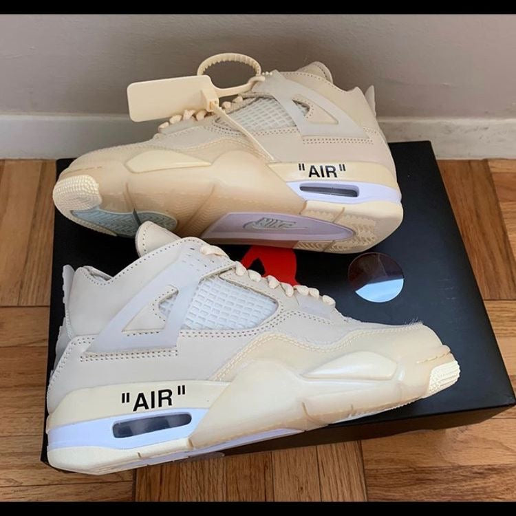 Air Jordan IV