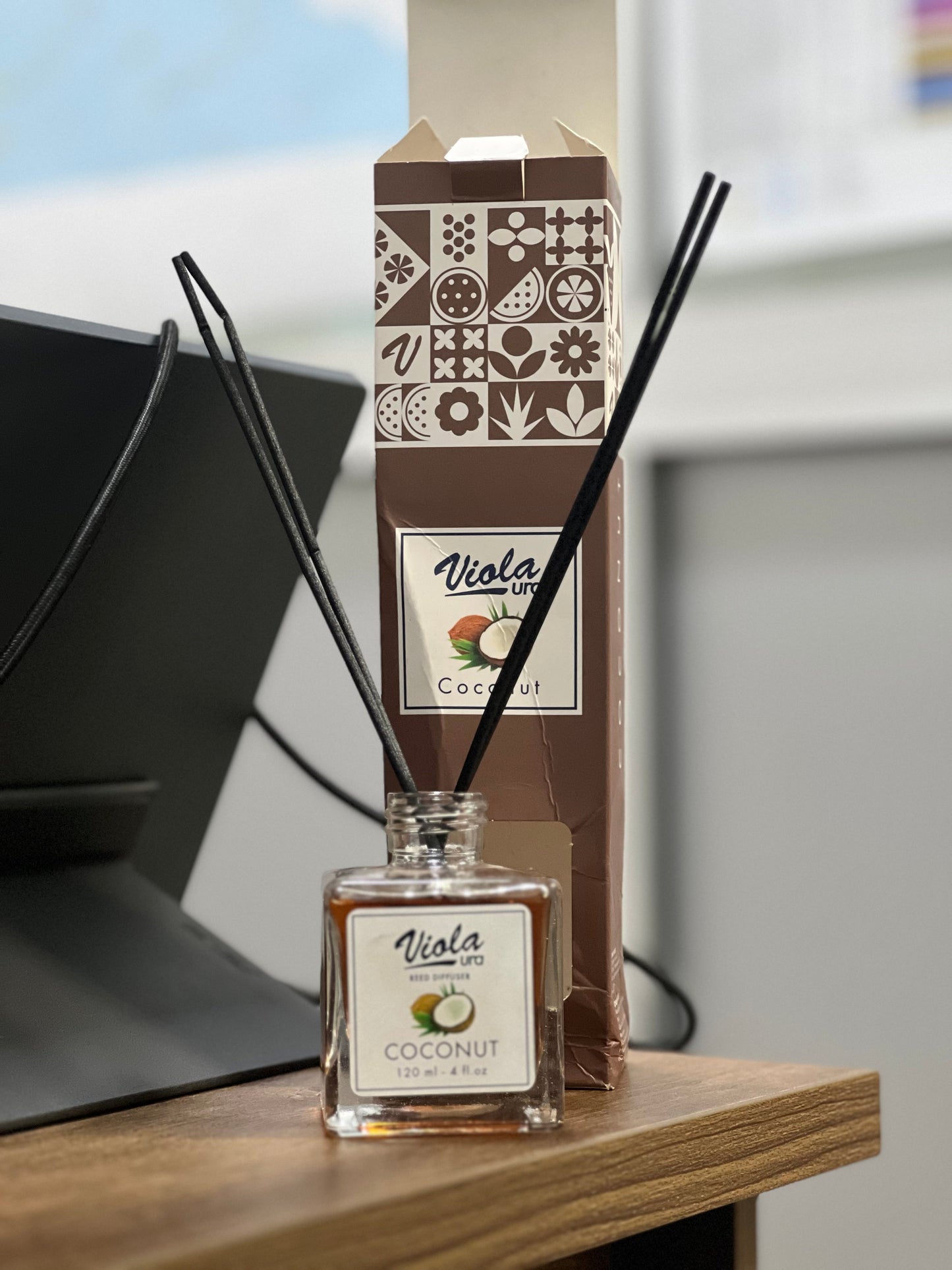 Viola Cocoa reed diffuser