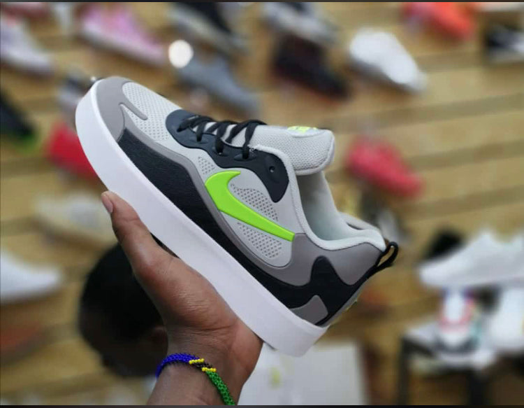 Nike react