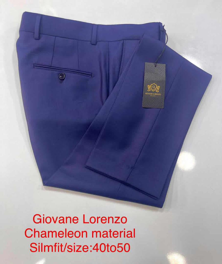 Giovane Lorenzo Pant