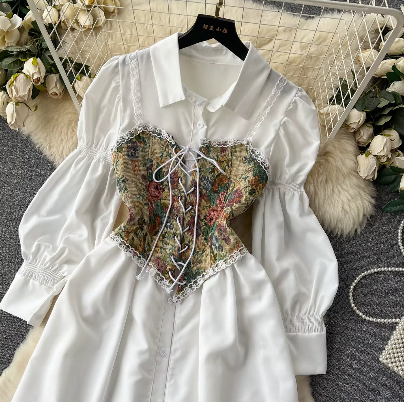 Robe chemise à ceinture à corset